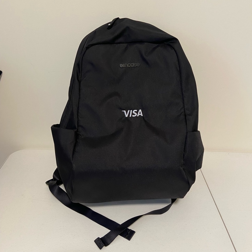 NEW | Incase PATH backpack solid‎ black heavy duty